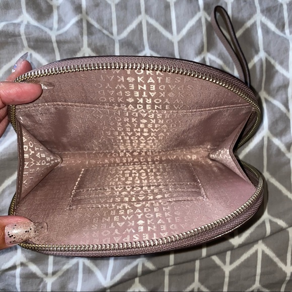 Kate Spade ♠️ Light Walnut Wristlet - Picture 6 of 6